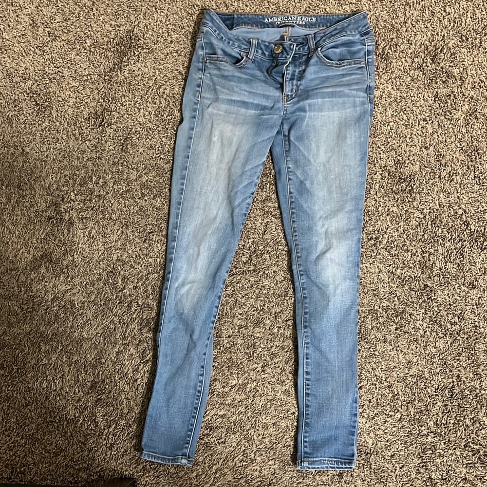 American Eagle medium wash jeggings